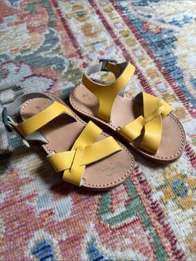 Kids freshly picked Yellow Leather Strappy Sandals